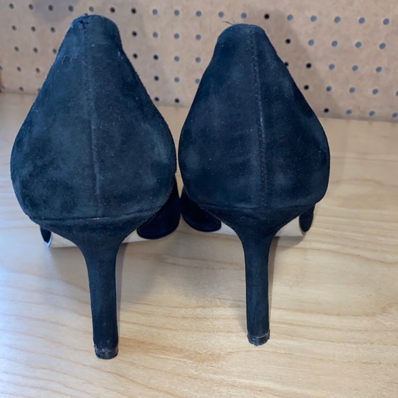Karen Scott Black Suede Pumps - Picture 8 of 8